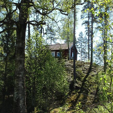 Cabin Near Lake And Beautiful Nature Reserve. Bodafors Екстериор снимка
