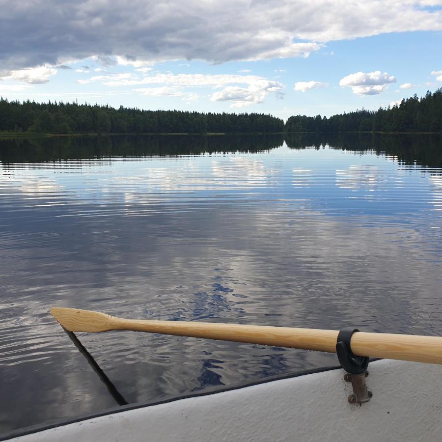 Cabin Near Lake And Beautiful Nature Reserve. Bodafors Екстериор снимка