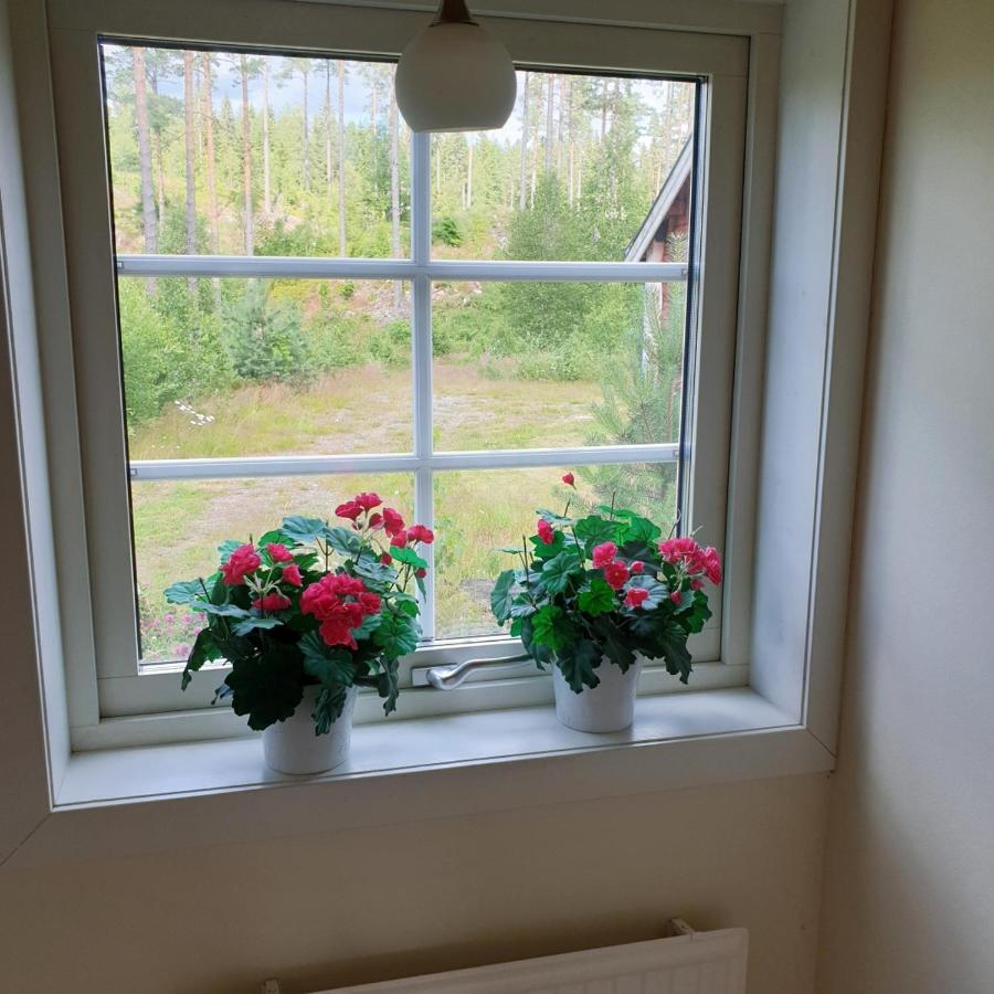 Cabin Near Lake And Beautiful Nature Reserve. Bodafors Екстериор снимка
